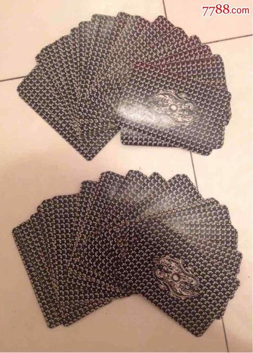 Số dầu thô vón cục trôi dạt vào bờ biển Huế lên đến trên 250 tấn, quan trắc chất lượng nước biển -0